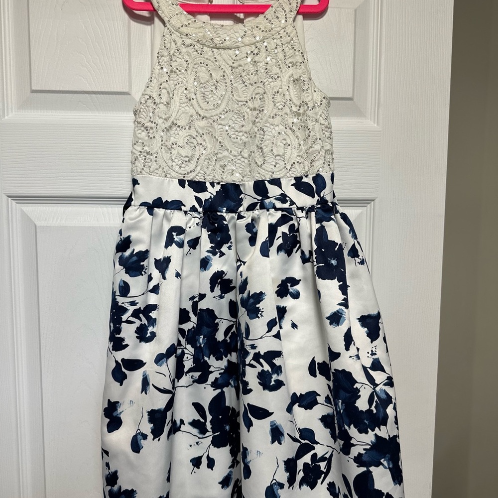 Elegant White and Blue Floral Kids Dress sz 10